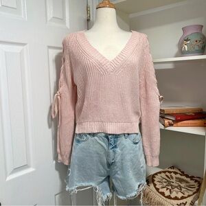 Forever 21 Light Pink V-Neck Sweater
